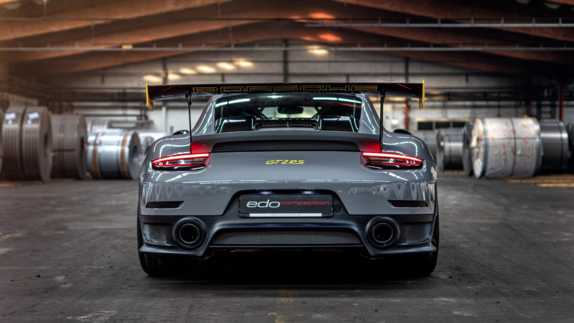 雷火电竞亚洲先驱-中场手术刀与黄色潜水艇，当个人英雄主义照亮集体奇迹